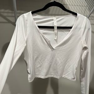 Size 4 lululemon top